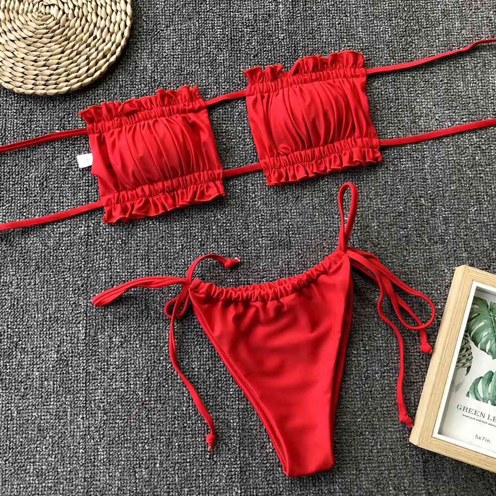 Gerafftes Bikini-Set mit Rüschenbesatz