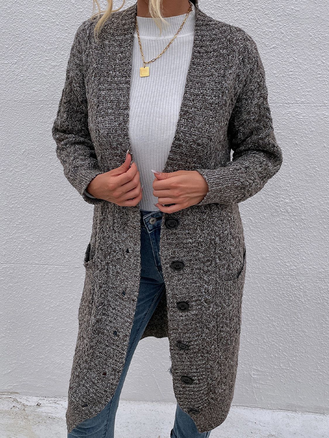 Langer Cardigan mit Knopfleiste und Taschen