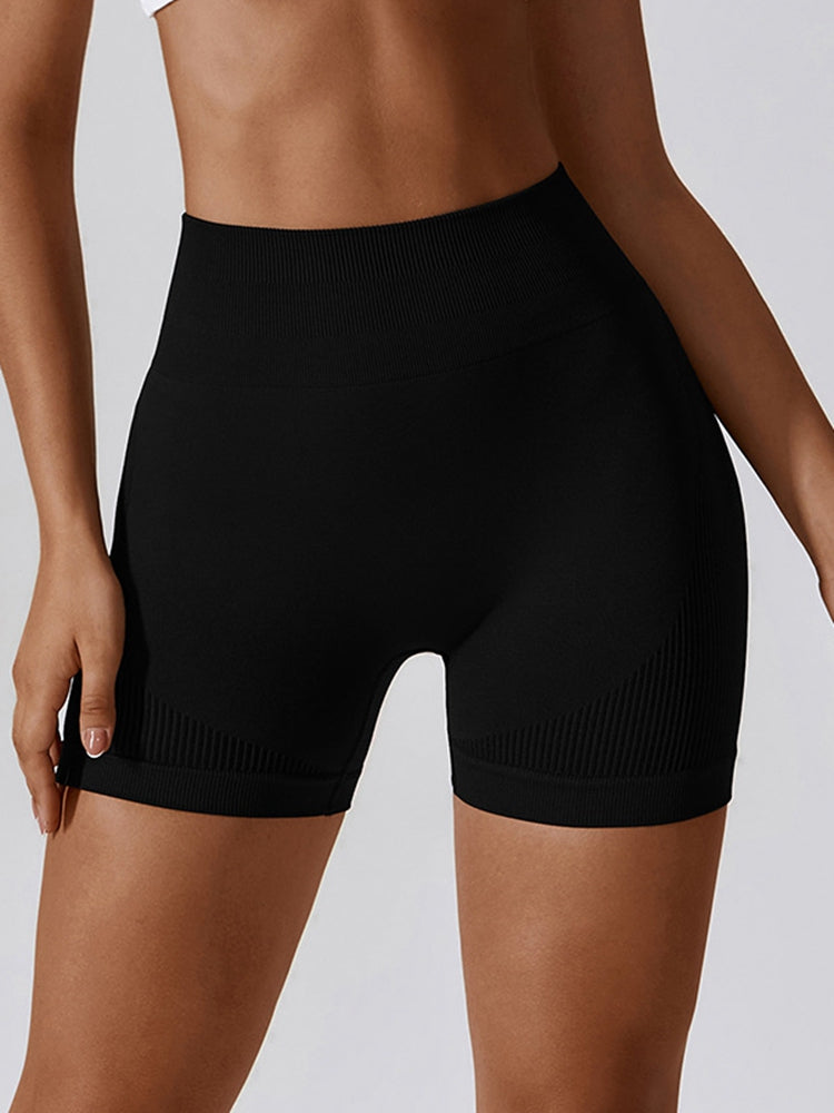 Sport-Shorts mit schmaler Passform und breitem Bund