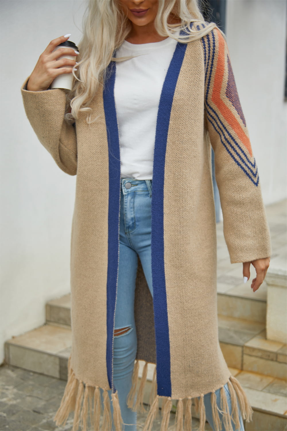 Double Take – Duster-Cardigan mit geometrischem Fransensaum und offener Vorderseite