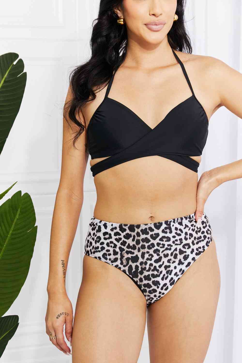 Marina West Swim – Summer Splash – Neckholder-Bikini-Set in Schwarz