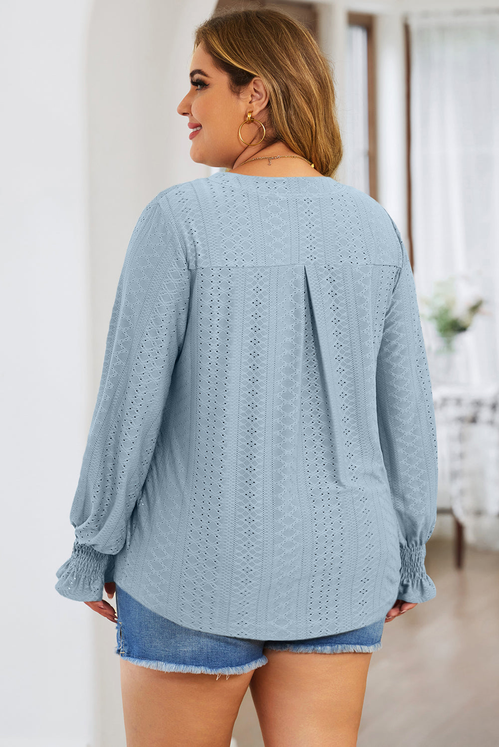 Bluse mit Volantärmeln und Ösen in Übergröße