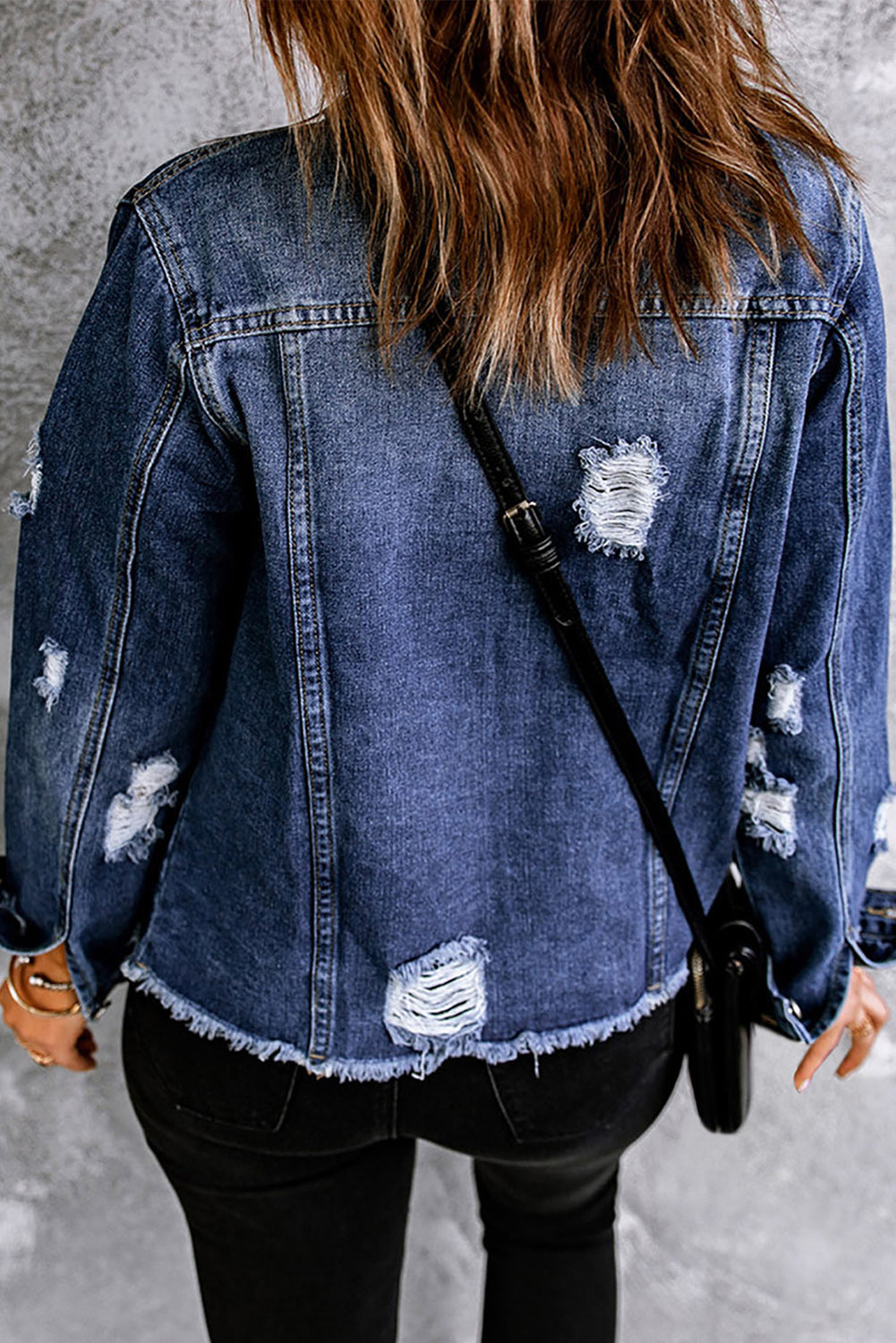 Jeansjacke mit Knopfleiste und Distressed-Print