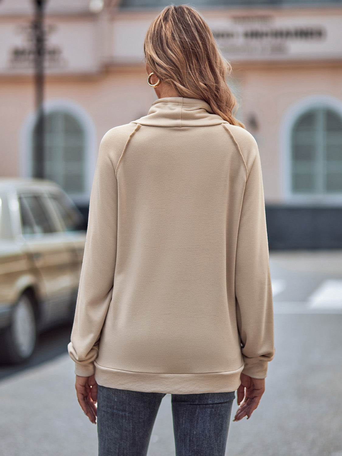 Sweatshirt mit Kordelzug und Taschen