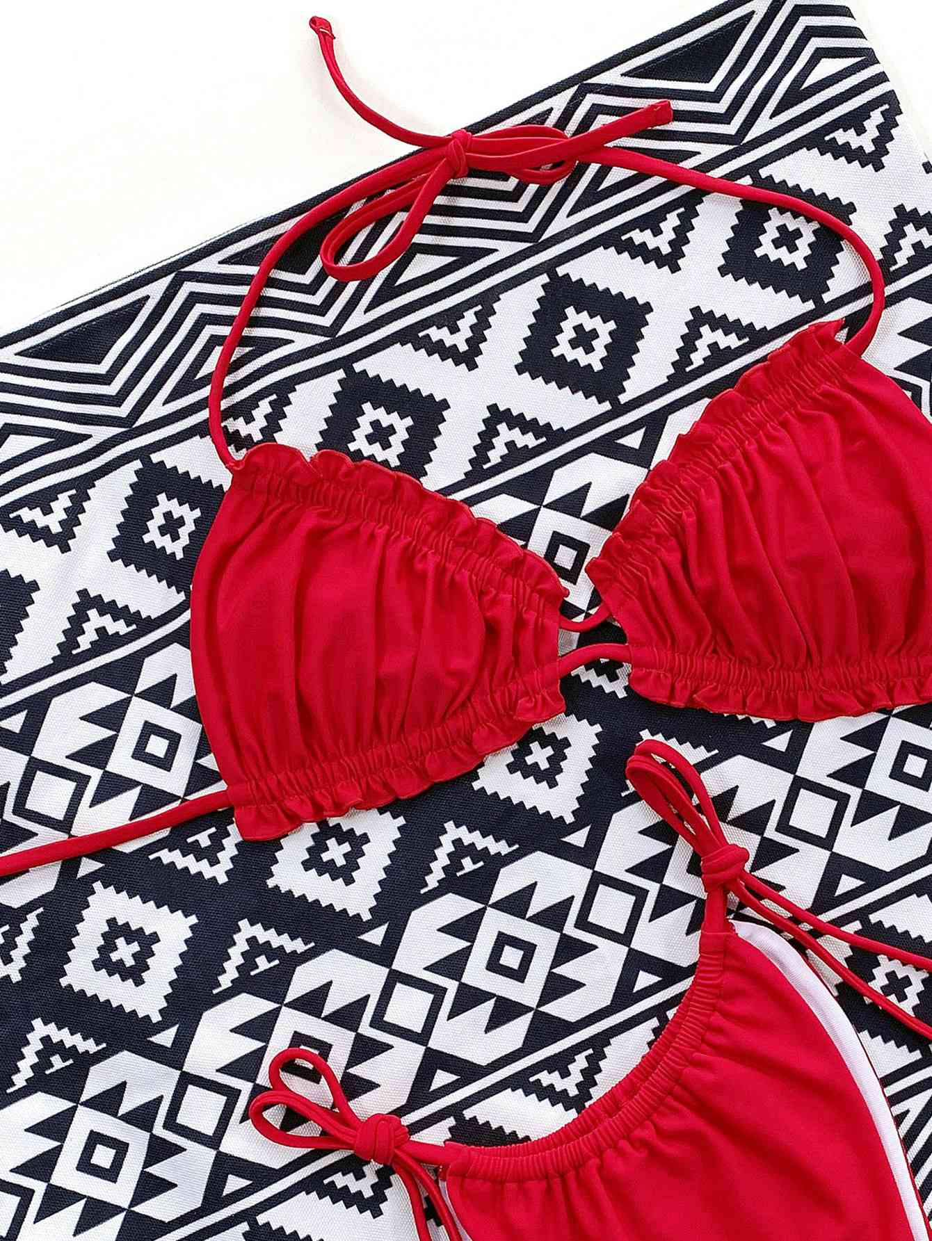 Neckholder-Bikini-Set mit Rüschen und Triangel