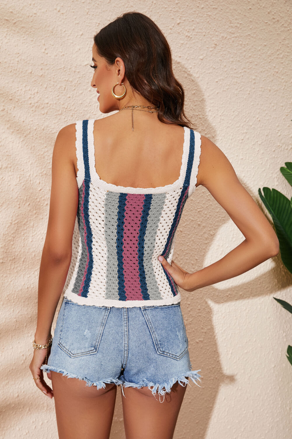 Gestreiftes Strick-Tanktop mit Wellenkanten