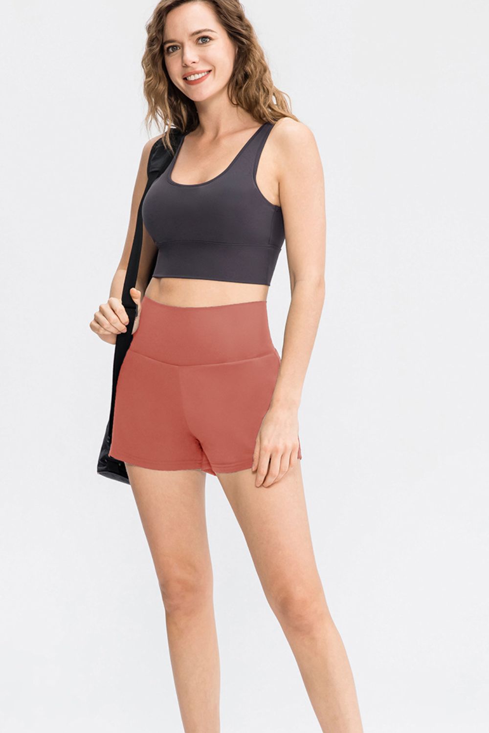 Sportshorts mit breitem Bund und Taschen