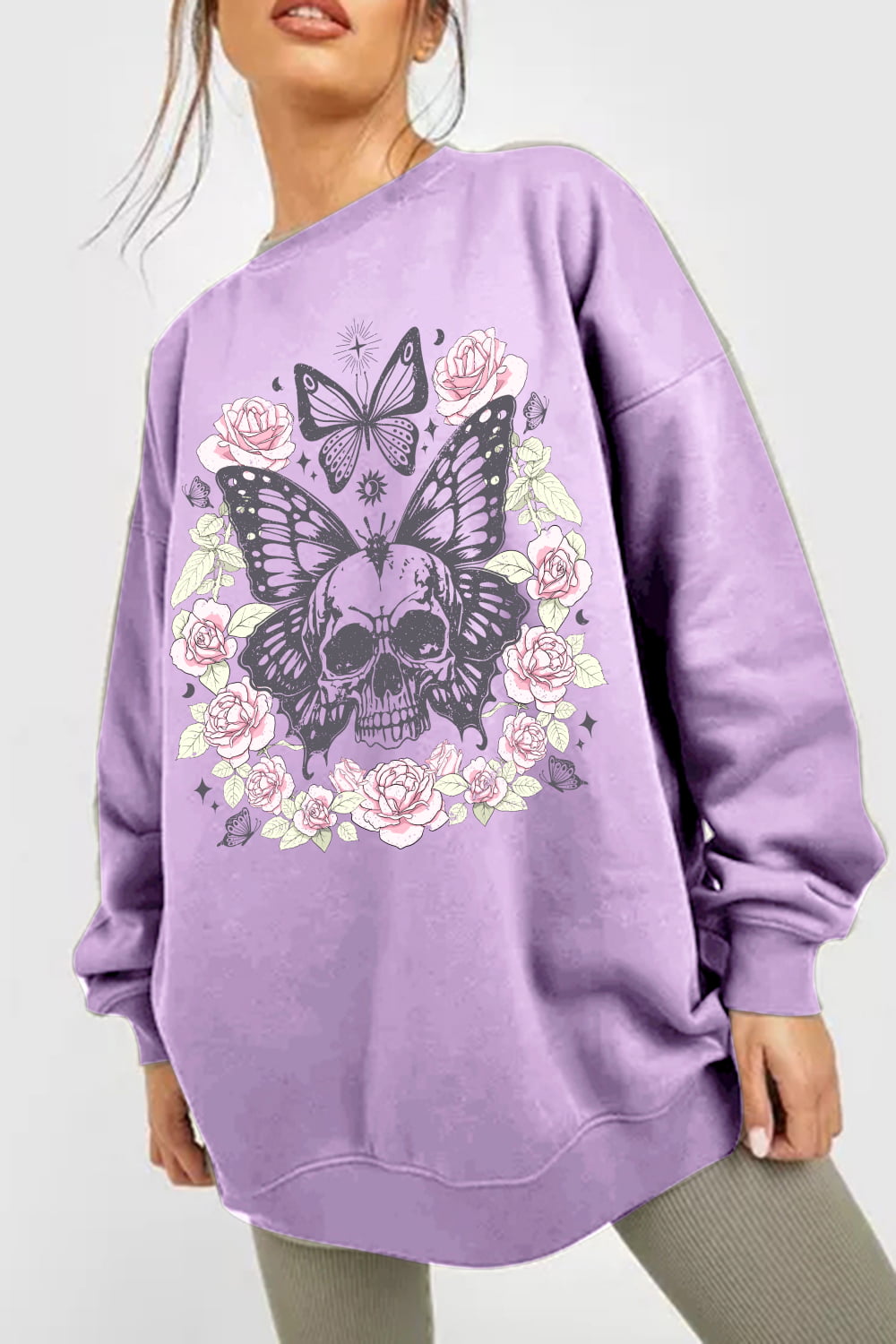 Simply Love Sudadera con estampado de mariposa y calavera de tamaño completo de Simply Love