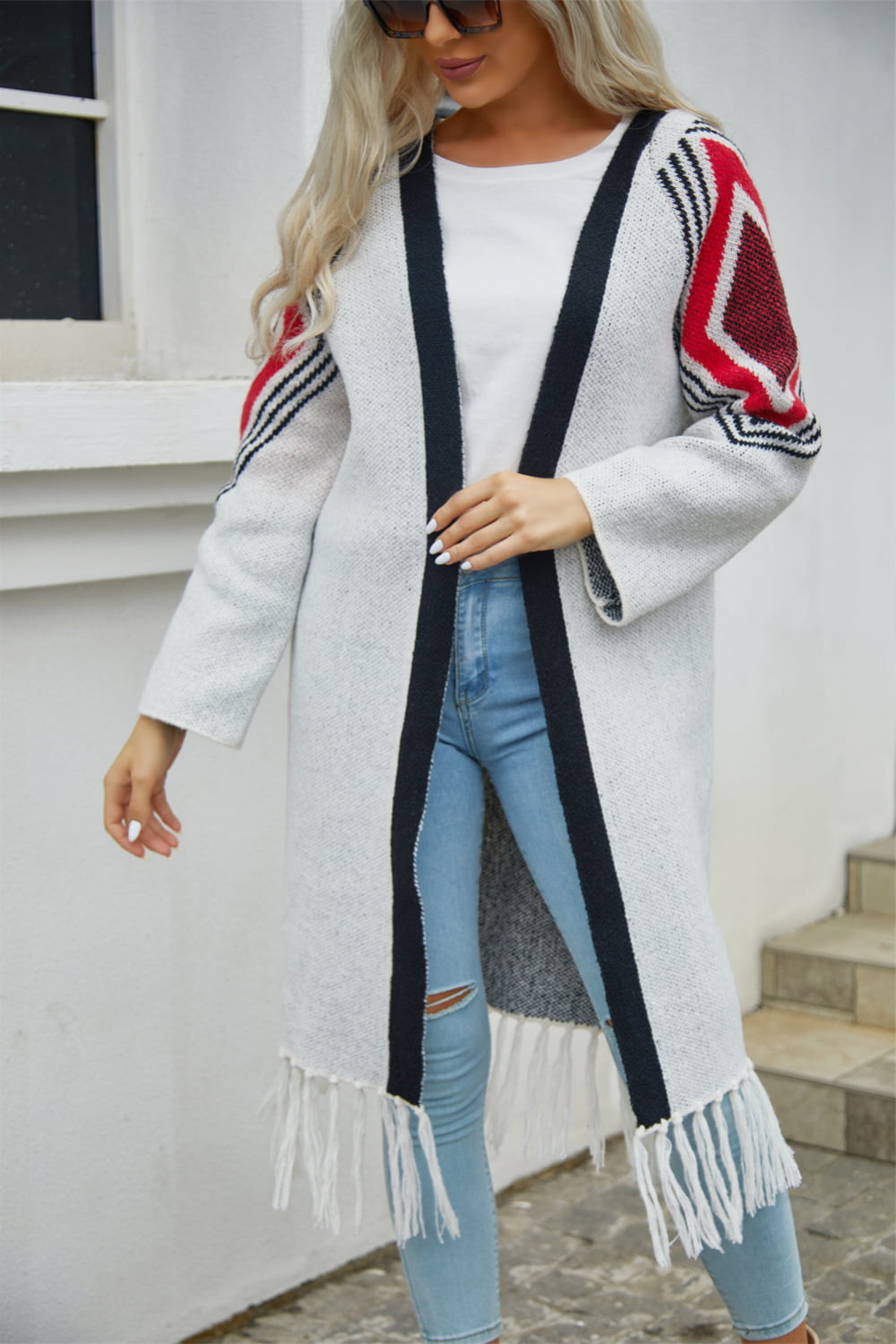 Double Take – Duster-Cardigan mit geometrischem Fransensaum und offener Vorderseite